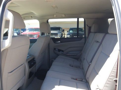 Used 2019 GMC Yukon XL SLE w/ HD Trailering Package AWD/4WD image 26