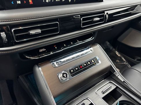 New 2026 Lincoln Aviator Reserve AWD/4WD image 22