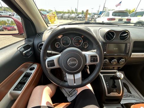 Used 2016 Jeep Compass High Altitude AWD/4WD image 28