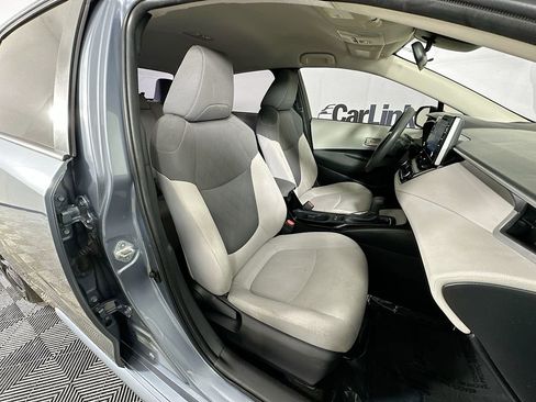Used 2020 Toyota Corolla LE image 30