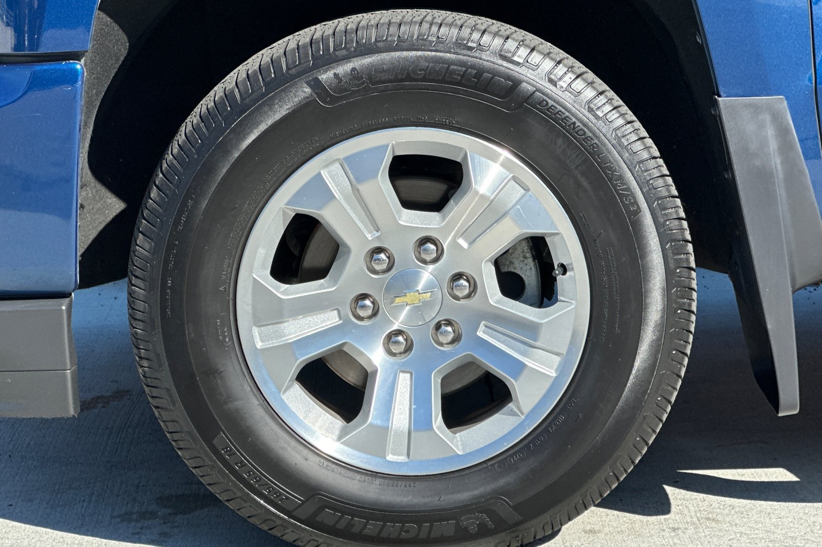 Used 2017 Chevrolet Silverado 1500 LT w/ All Star Edition AWD/4WD image 25