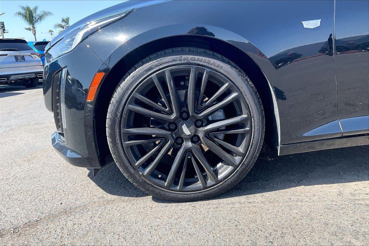 Used 2023 Cadillac CT5 Luxury RWD image 4