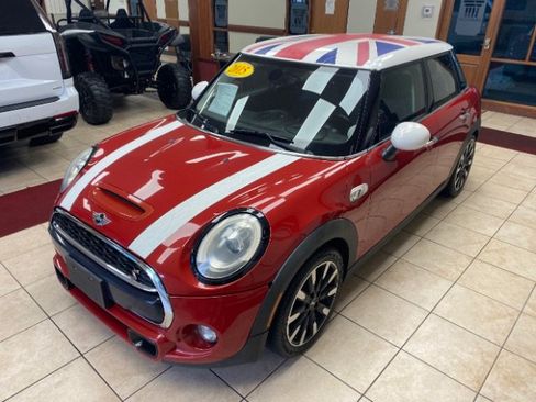 Used 2015 MINI Cooper S FWD image 1