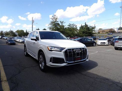 Used 2022 Audi Q7 3.0T Premium Plus image 2