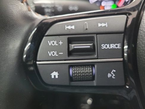 Certified 2025 Honda HR-V Sport image 24