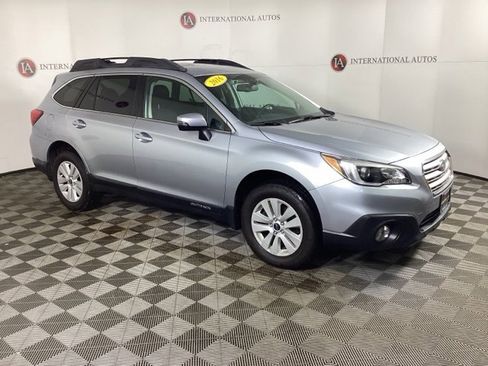 Used 2016 Subaru Outback 2.5i Premium image 3