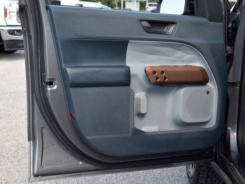 Used 2022 Ford Maverick Lariat w/ Lariat Luxury Package FWD image 17