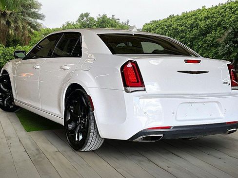 Used 2023 Chrysler 300 S RWD image 10