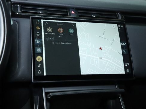 Certified 2025 Land Rover Range Rover Velar Dynamic SE image 25