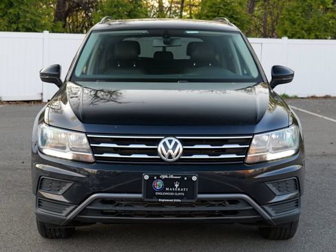 Used 2019 Volkswagen Tiguan SE AWD/4WD image 2