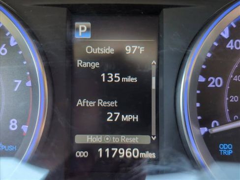 Used 2019 Toyota Highlander XLE FWD image 9