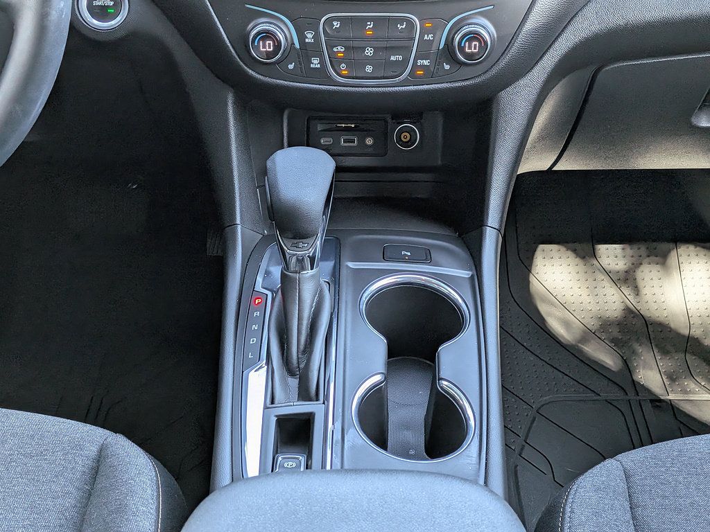 Certified 2024 Chevrolet Equinox LT FWD image 45