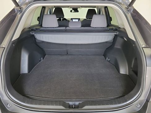 Used 2020 Toyota RAV4 XLE w/ Convenience Package image 11