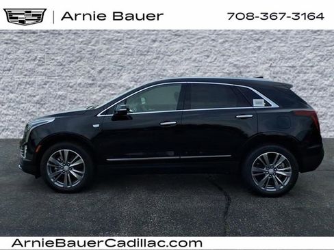 New 2025 Cadillac XT5 Premium Luxury image 9