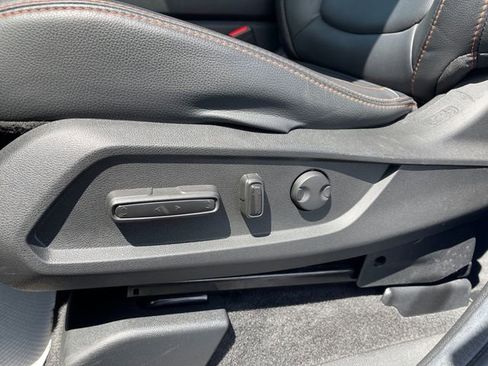 Used 2025 Honda Pilot TrailSport image 25