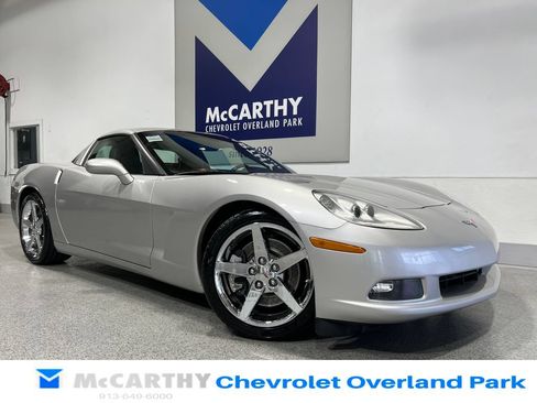 Used 2007 Chevrolet Corvette Coupe w/ Preferred Equipment Group RWD image 1