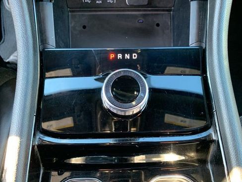 Used 2023 Jeep Grand Cherokee L Laredo image 29