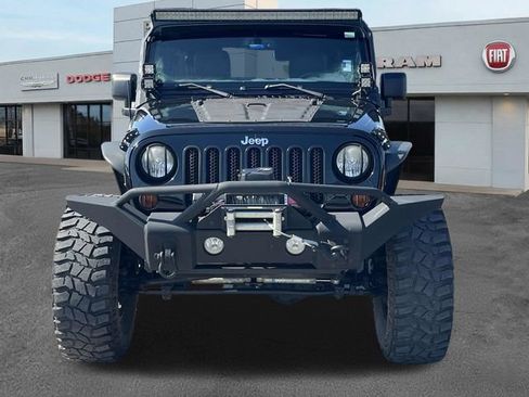 Used 2013 Jeep Wrangler Unlimited Rubicon w/ Connectivity Group AWD/4WD image 2