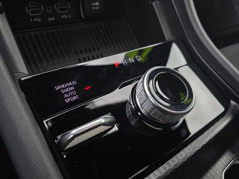 New 2026 Jeep Grand Cherokee Altitude AWD/4WD image 25