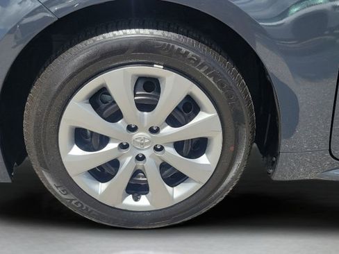 Certified 2025 Toyota Corolla LE FWD image 25