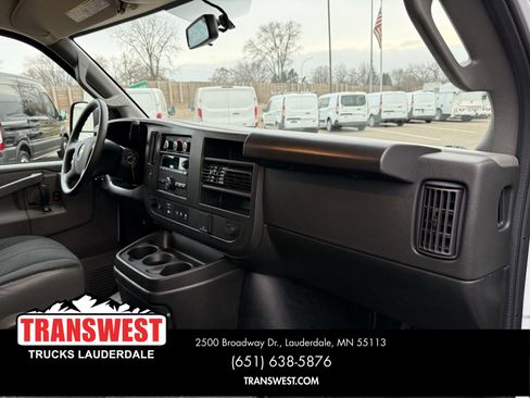 Used 2024 Chevrolet Express 2500 w/ Driver Convenience Package image 6