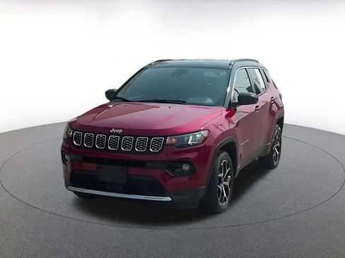 Used 2025 Jeep Compass Limited AWD/4WD image 7