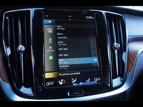 Used 2022 Volvo S60 B5 Inscription w/ Advanced Package image 31