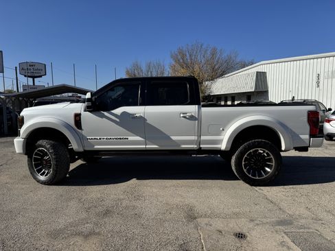 Used 2020 Ford F250 Lariat w/ Lariat Ultimate Package image 8