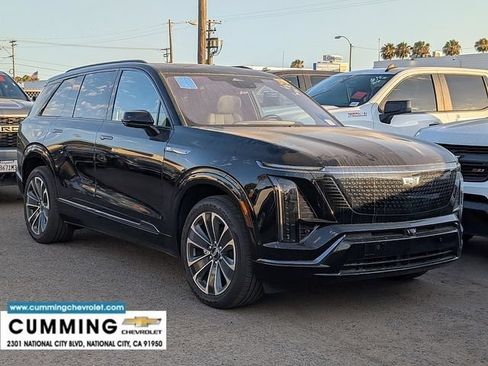 Used 2026 Cadillac Vistiq Sport AWD/4WD image 1