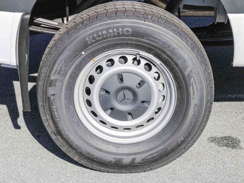 New 2026 Mercedes-Benz Sprinter 2500 image 10