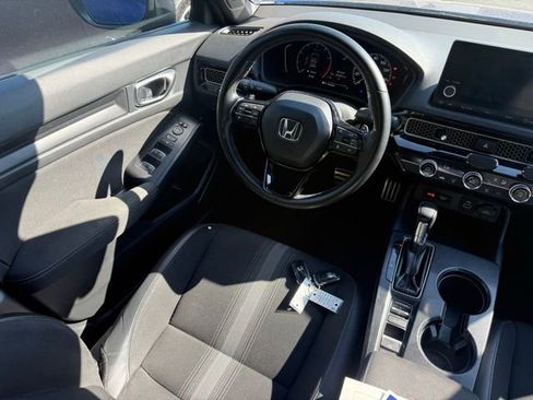 Used 2023 Honda Civic Sport image 10