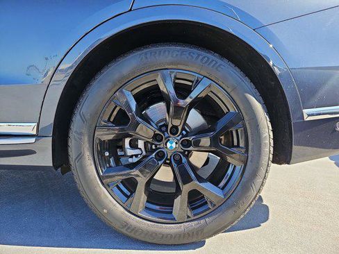 Certified 2022 BMW X7 xDrive40i w/ Premium Package image 35