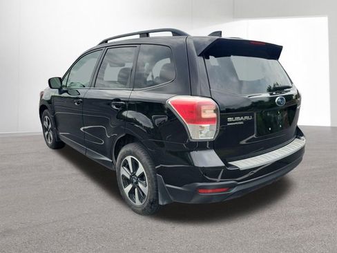 Used 2018 Subaru Forester 2.5i Premium AWD/4WD image 14