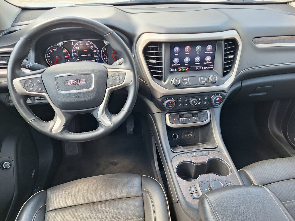 Used 2023 GMC Acadia Denali FWD image 9
