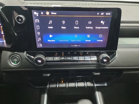 Used 2023 Chevrolet Colorado LT w/ LT Convenience Package II image 21