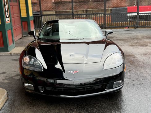 Used 2006 Chevrolet Corvette Convertible w/ Preferred Equipment Group image 16