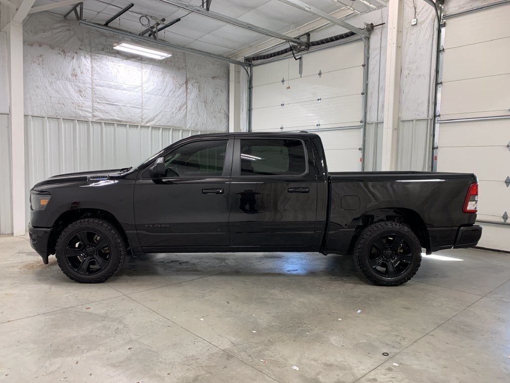 Used 2023 RAM 1500 Big Horn AWD/4WD image 3