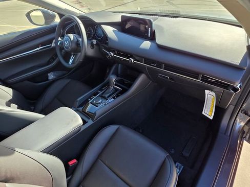 New 2026 MAZDA MAZDA3 2.5 Turbo Sedan w/Premium Plus image 9