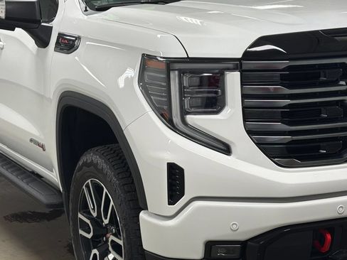 Used 2026 GMC Sierra 1500 AT4 w/ AT4 Premium Package AWD/4WD image 5