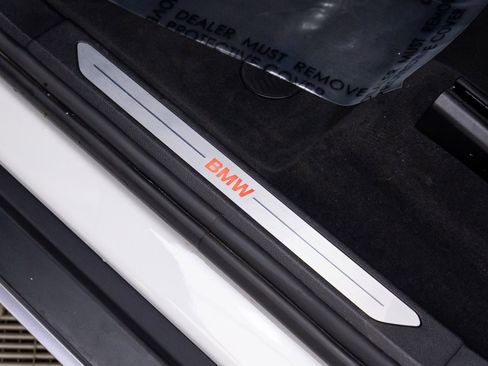 Used 2023 BMW X5 xDrive45e w/ Climate Comfort Package image 14