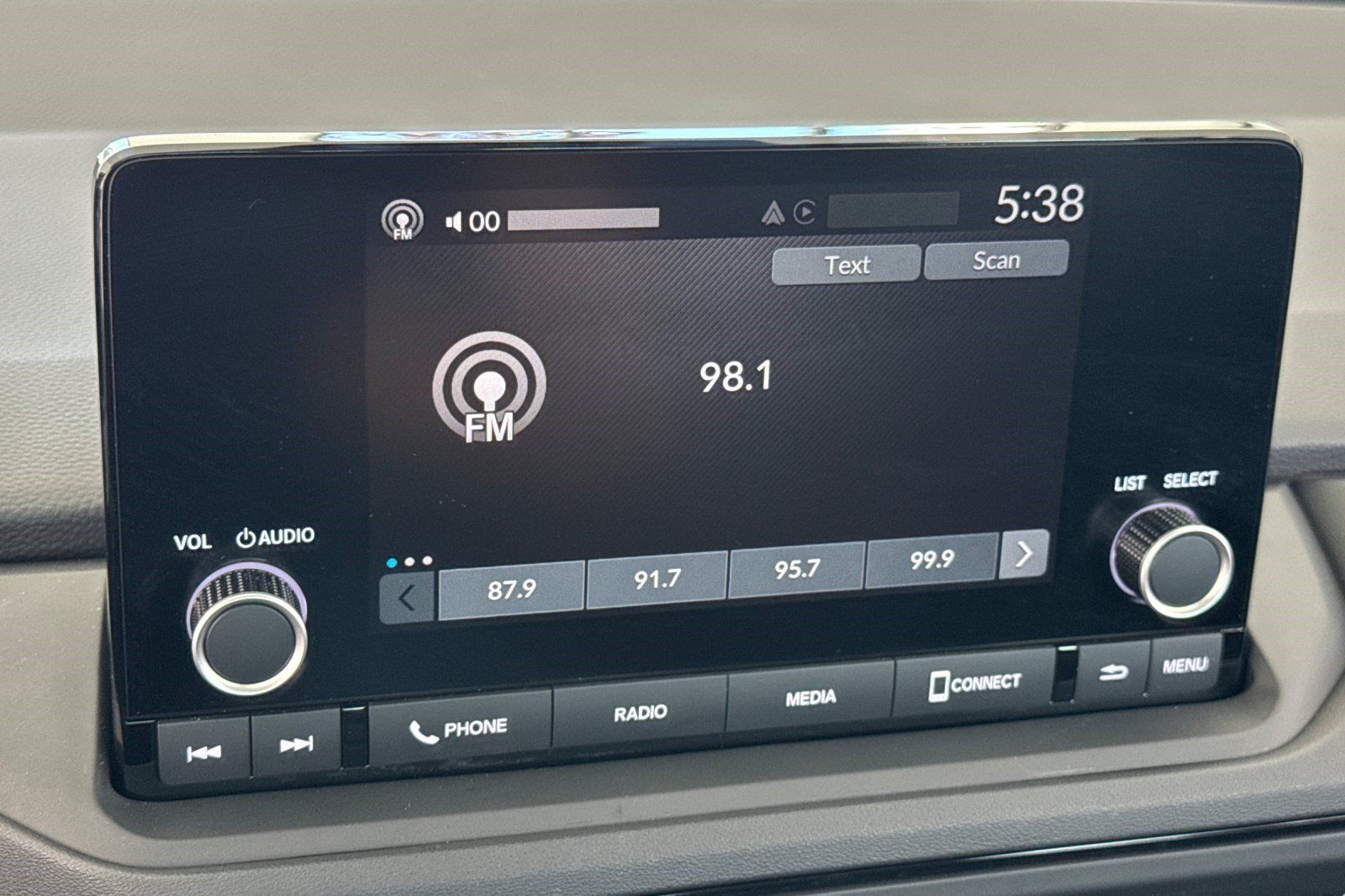 Certified 2025 Honda Accord LX image 20