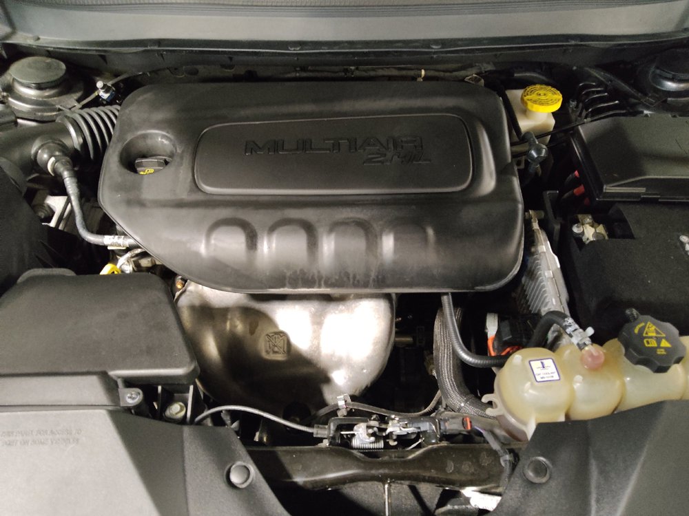 Used 2019 Jeep Cherokee Limited FWD image 30