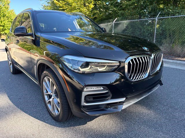 Used 2019 BMW X5 xDrive40i w/ Premium Package 2 AWD/4WD image 3