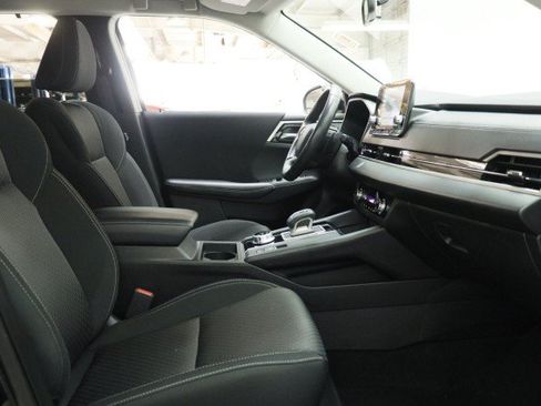Used 2024 Mitsubishi Outlander ES FWD image 22