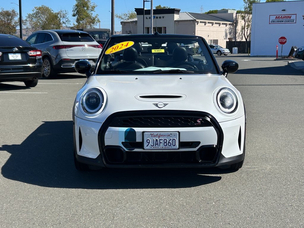 Used 2024 MINI Cooper S w/ Seaside Edition FWD image 8