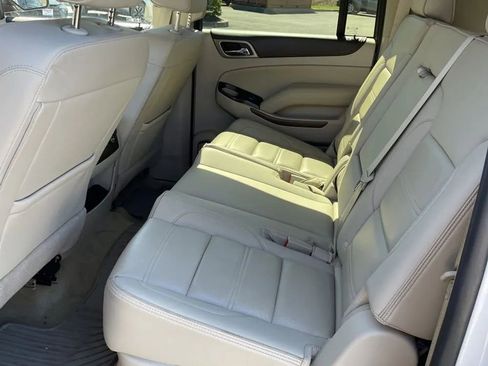 Used 2018 GMC Yukon XL Denali image 18