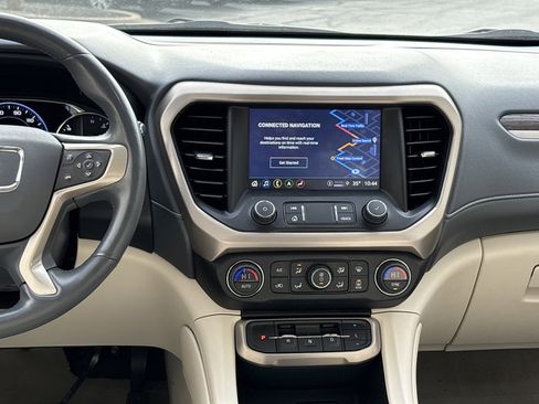 Used 2022 GMC Acadia Denali w/ Denali Ultimate Package image 30