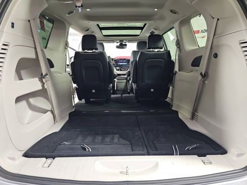 Certified 2024 Chrysler Pacifica Limited image 26