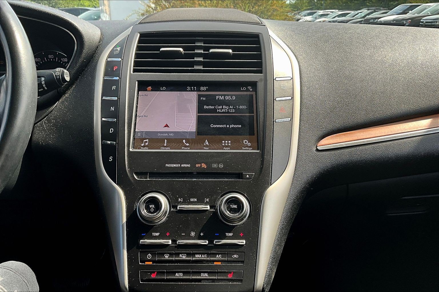 Used 2019 Lincoln MKC Select w/ Select Plus Package AWD/4WD image 11