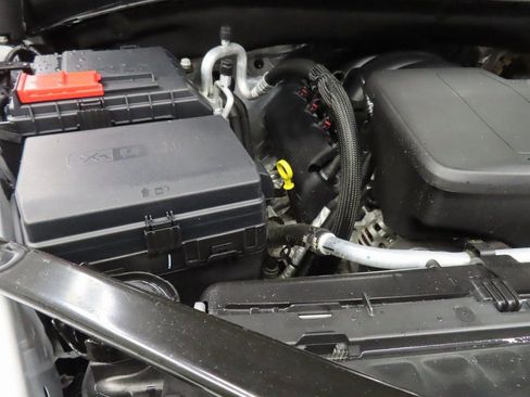 Used 2024 GMC Sierra 1500 SLE w/ X31 Off-Road Package image 22